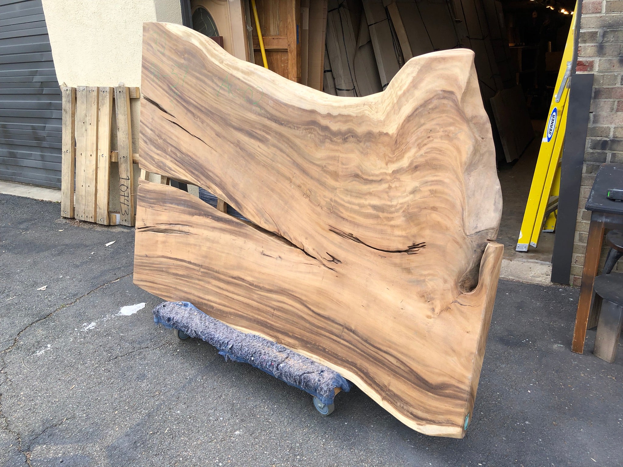 Acacia wood slab 182