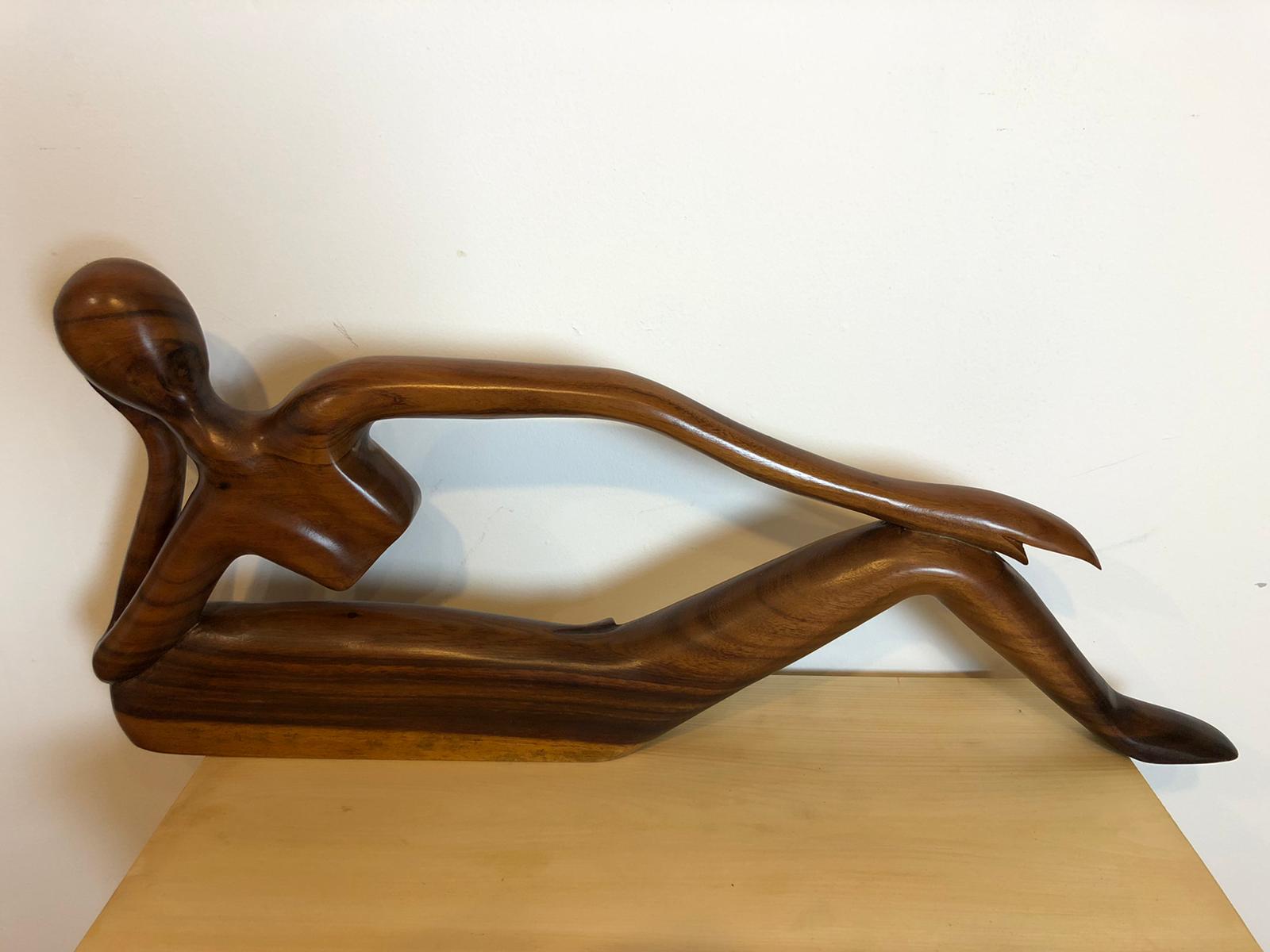 Relaxed abstract wood sculpture – R-Home Furniture